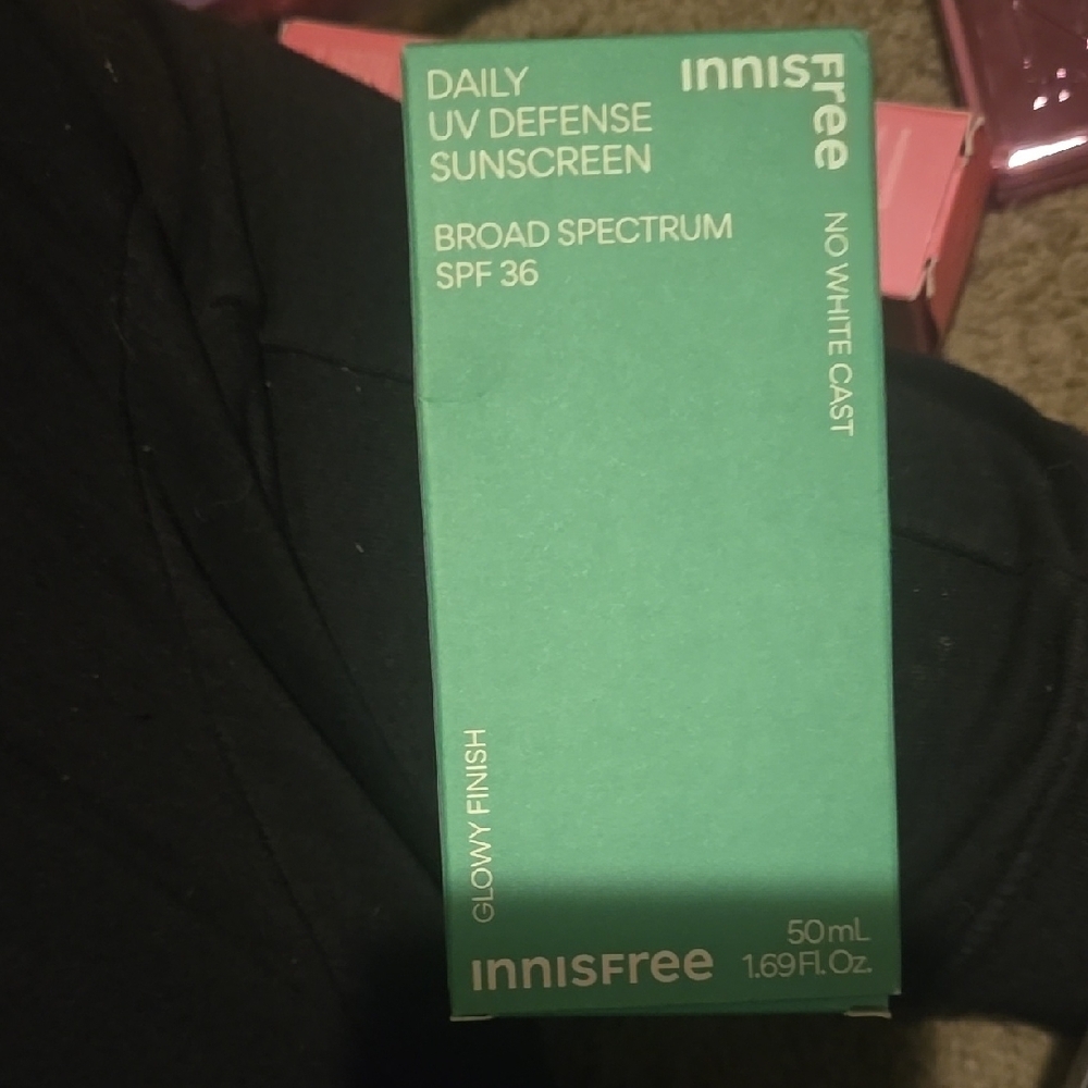 Daily UV Defense Sunscreen SPF 36 - Green